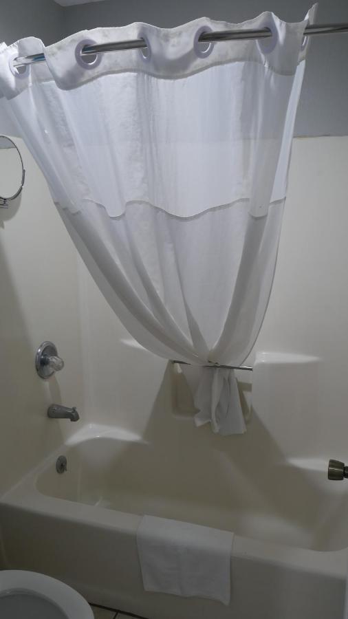 Carolina Lodge Barnwell Εξωτερικό φωτογραφία